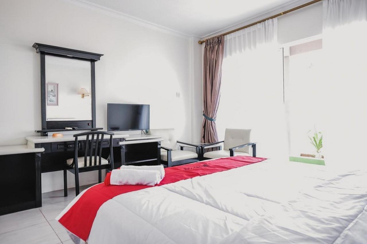 Reddoorz Plus Near Pelabuhan Merak Cilegon Exterior photo